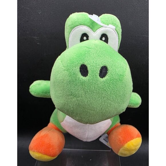 Super Mario Yoshi Plush Toy 8" Green Dinosaur Stuffed Animal Collectible - Picture 1 of 11